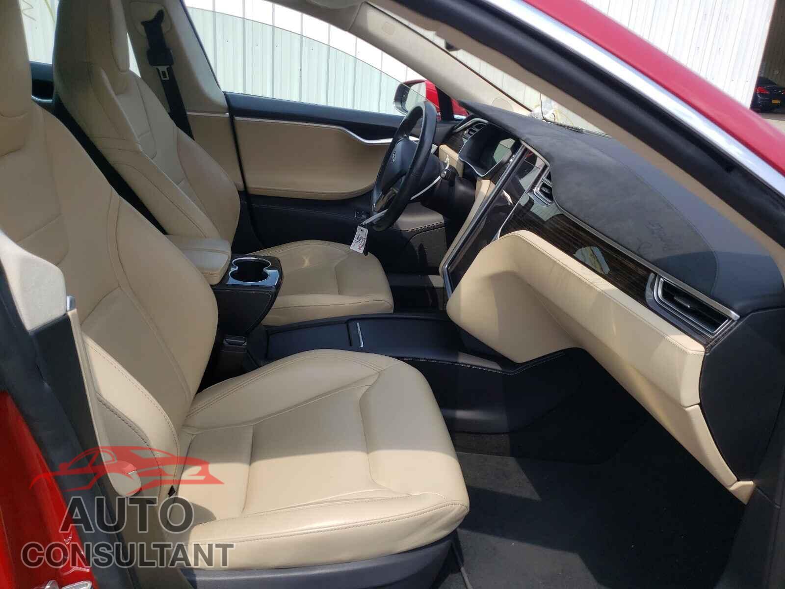 TESLA MODEL S 2016 - 5YJSA1E21GF150877