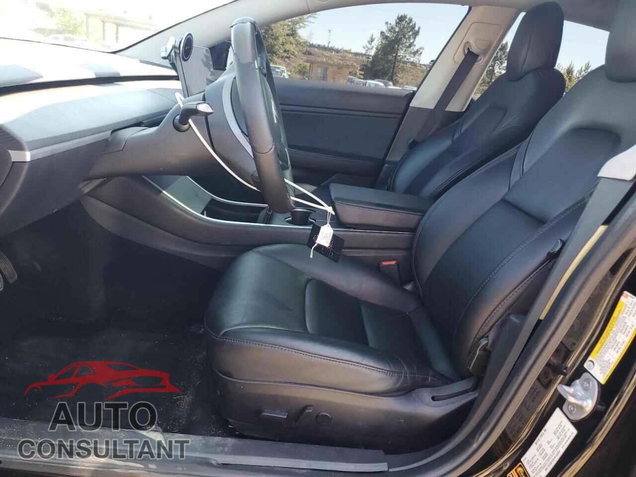 TESLA MODEL 3 2019 - 5YJ3E1EB7KF432247