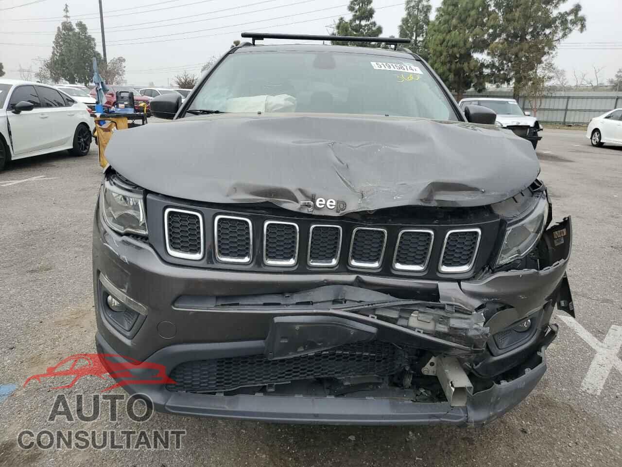 JEEP COMPASS 2018 - 3C4NJCBB6JT124555