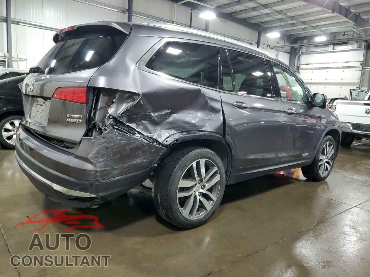 HONDA PILOT 2017 - 5FNYF6H98HB054733