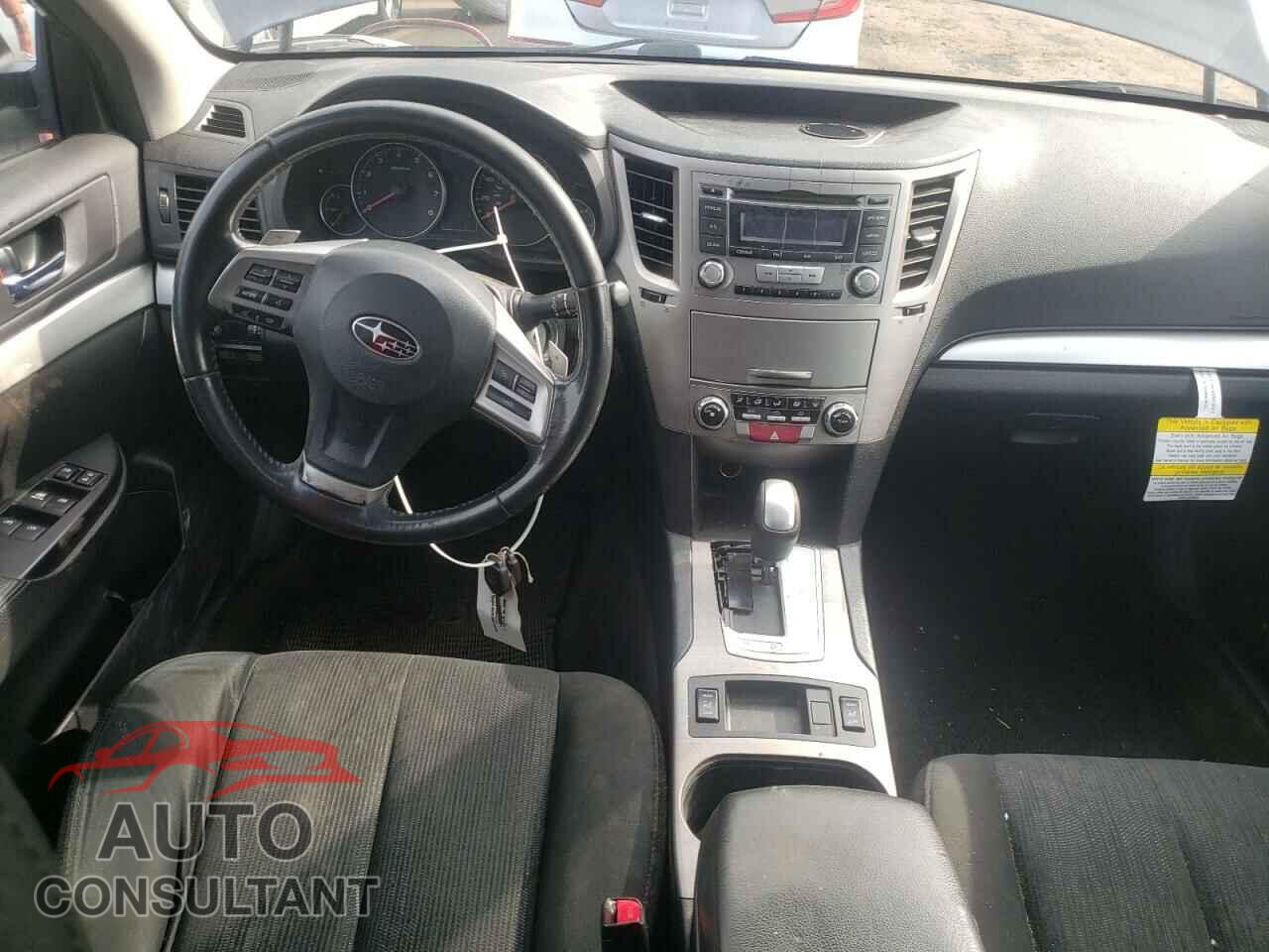 SUBARU OUTBACK 2013 - 4S4BRBGC2D3200937