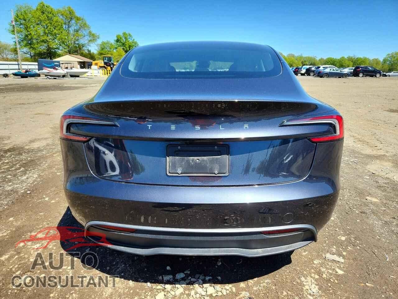 TESLA MODEL 3 2024 - 5YJ3E1EA7RF785993