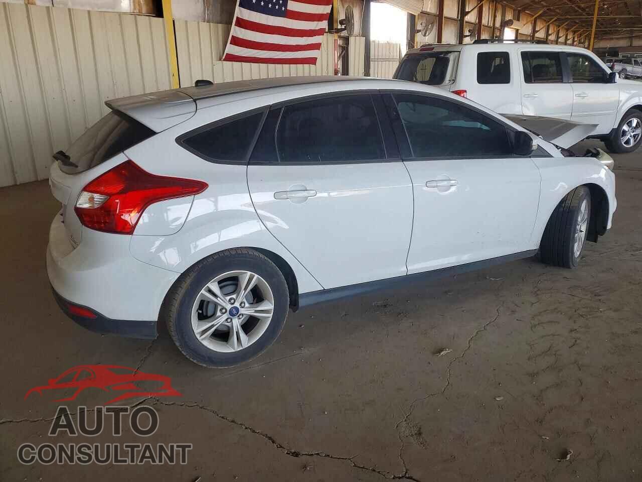 FORD FOCUS 2014 - 1FADP3K25EL421091