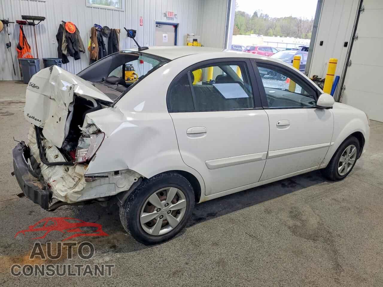 KIA RIO 2010 - KNADH4A31A6631457