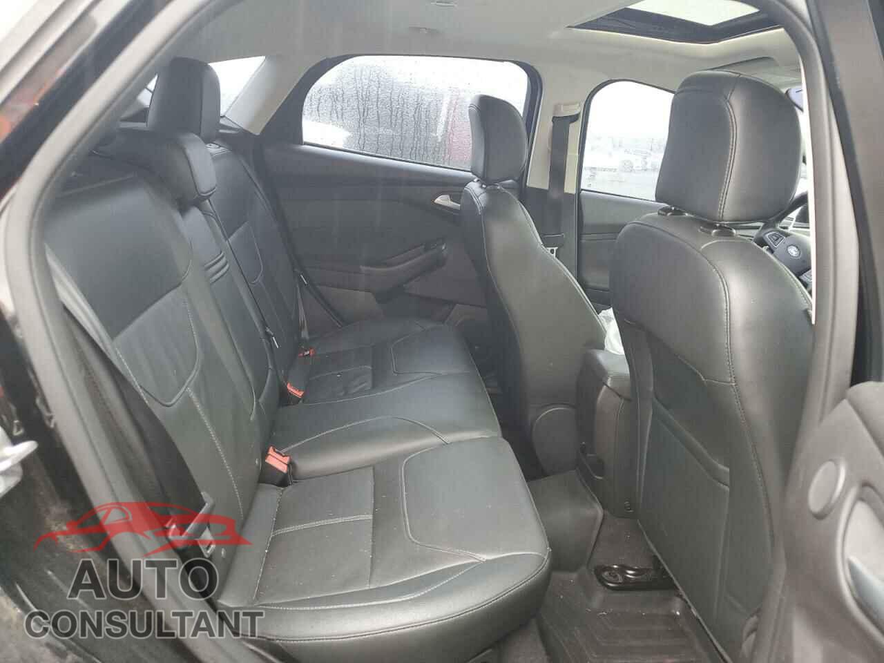 FORD FOCUS 2016 - 1FADP3N20GL327909