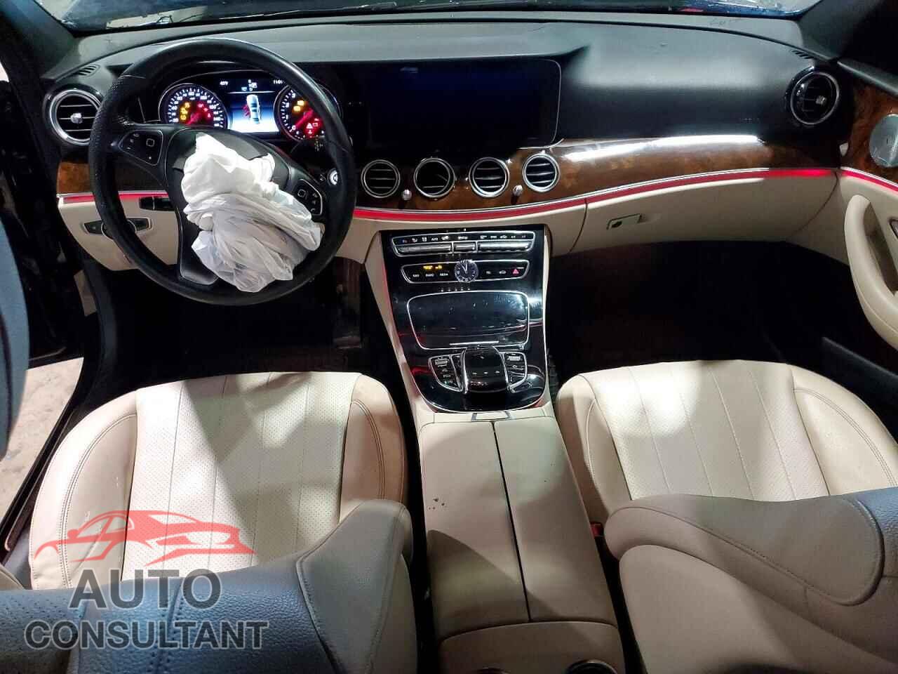 MERCEDES-BENZ E-CLASS 2017 - WDDZF4KB5HA011776