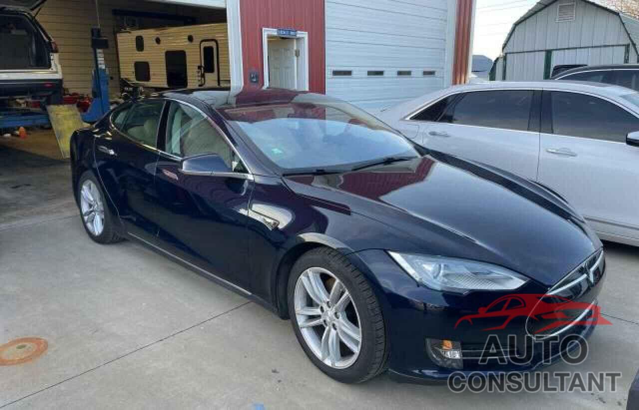 TESLA MODEL S 2013 - 5YJSA1DN6DFP08911
