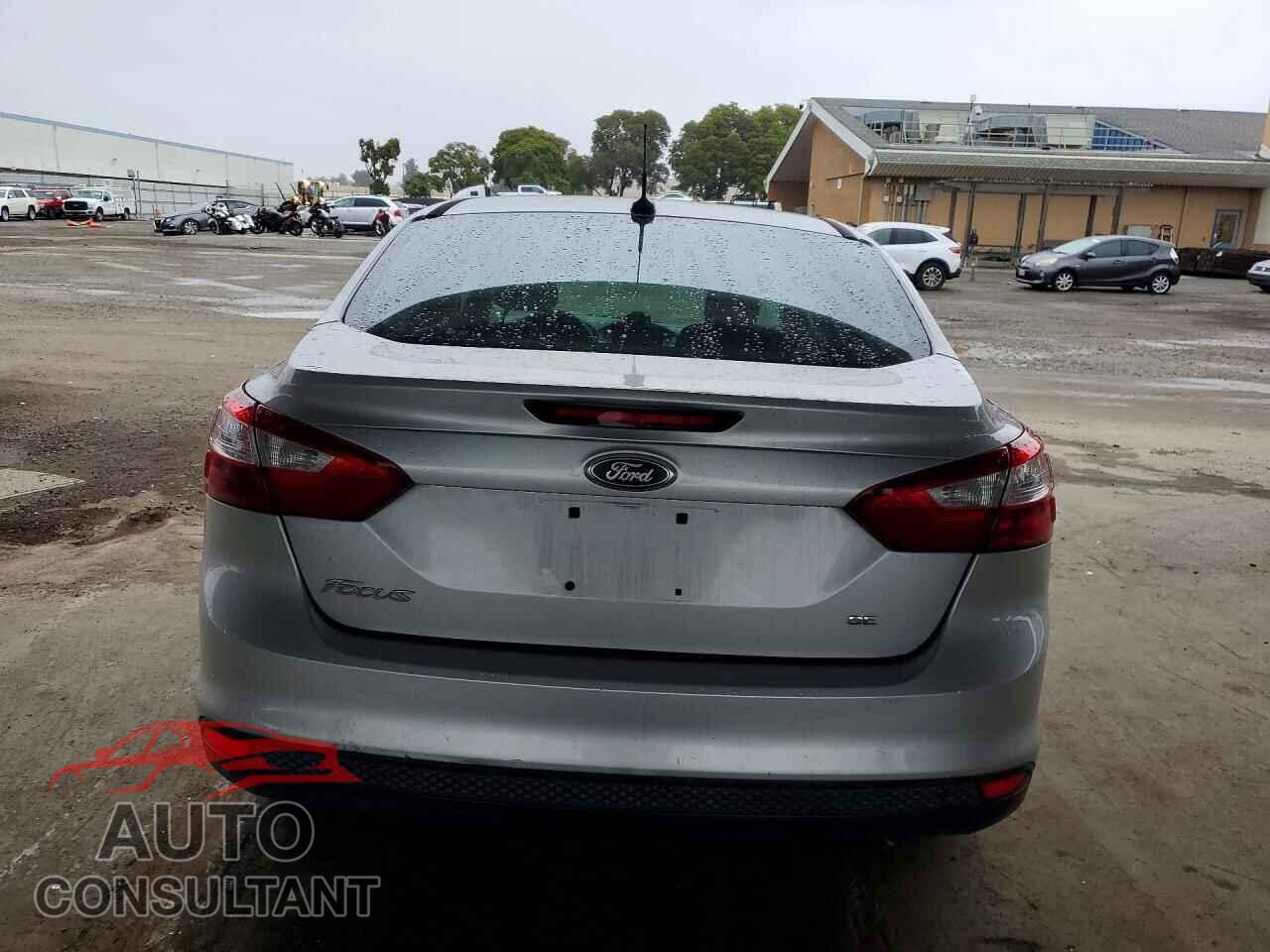 FORD FOCUS 2012 - 1FAHP3F22CL142321
