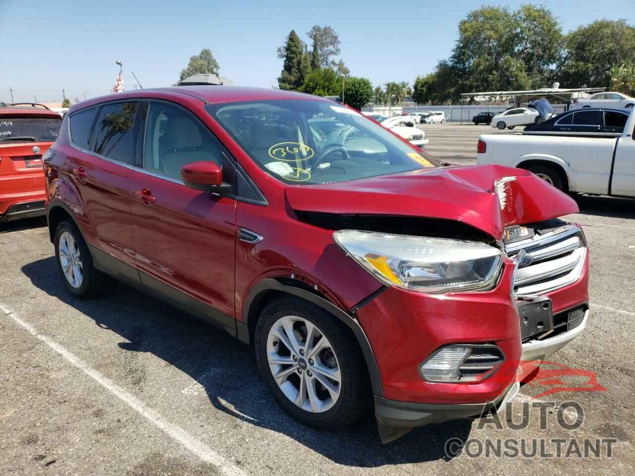 FORD ESCAPE 2017 - 1FMCU0G93HUB46558