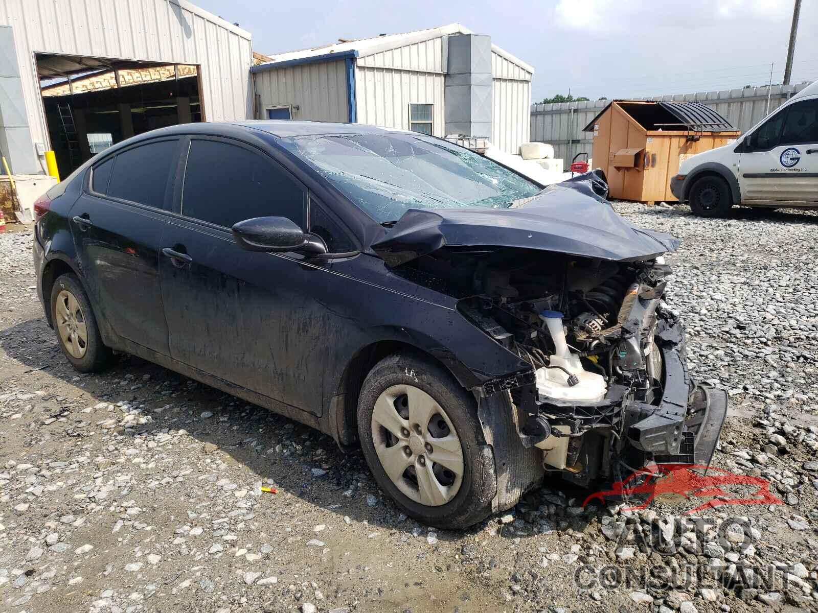 KIA FORTE 2018 - 3KPFK4A75JE213302