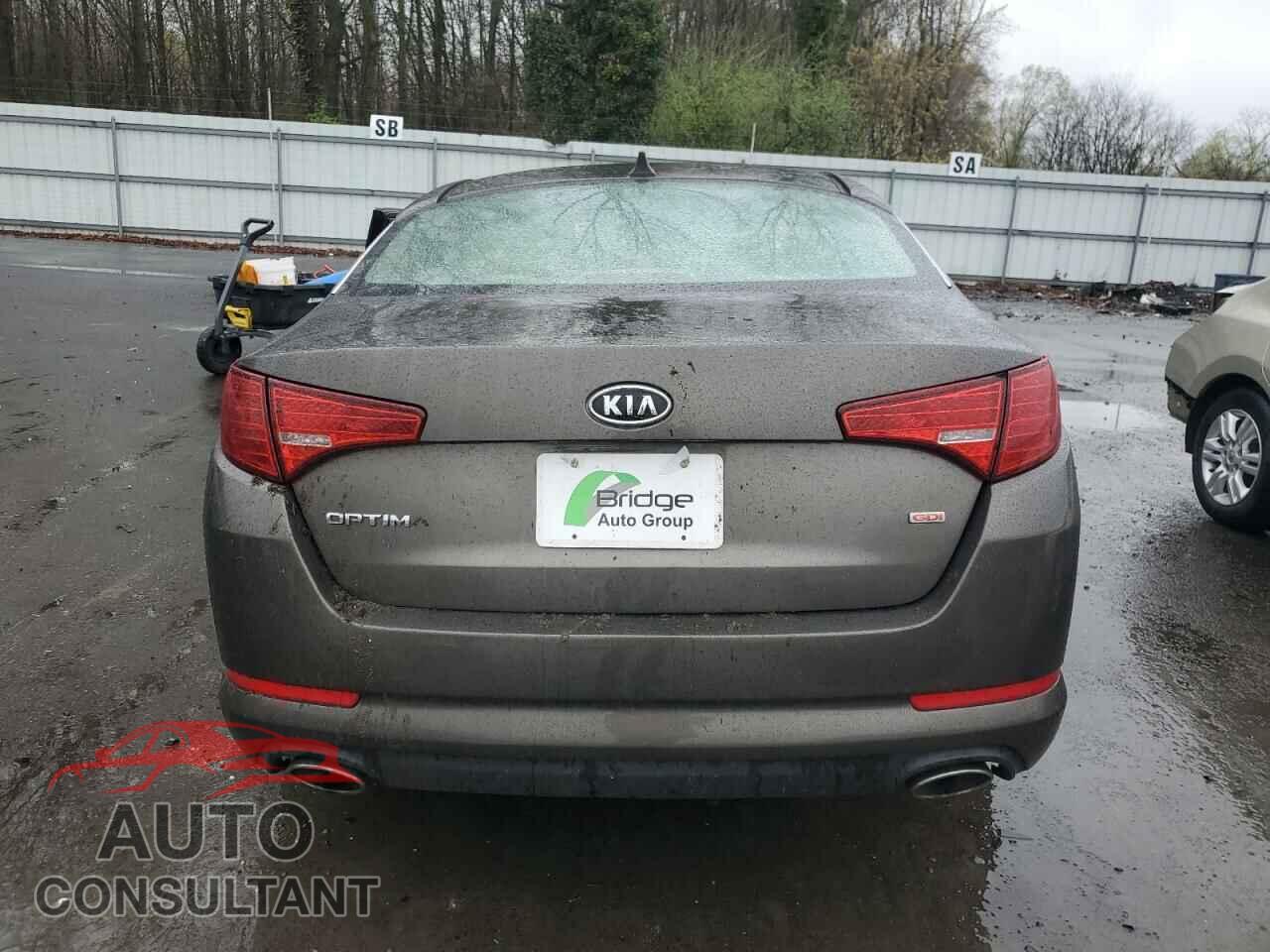 KIA OPTIMA 2011 - KNAGM4A76B5060356