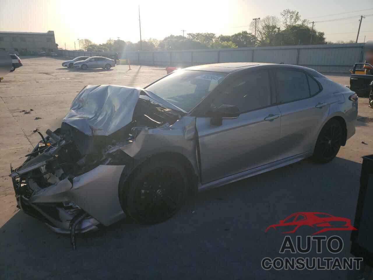 TOYOTA CAMRY 2022 - 4T1K31AK4NU044018