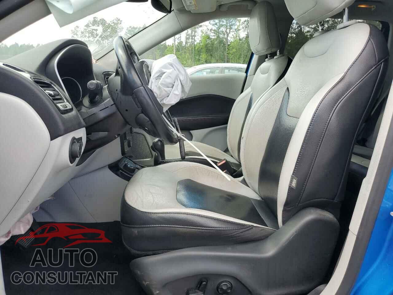 JEEP COMPASS 2019 - 3C4NJDCB3KT730837