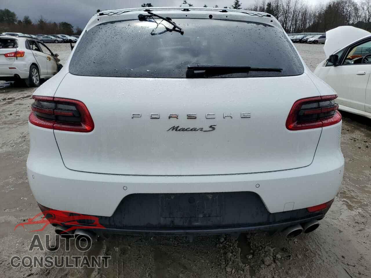 PORSCHE MACAN 2016 - WP1AB2A54GLB57090