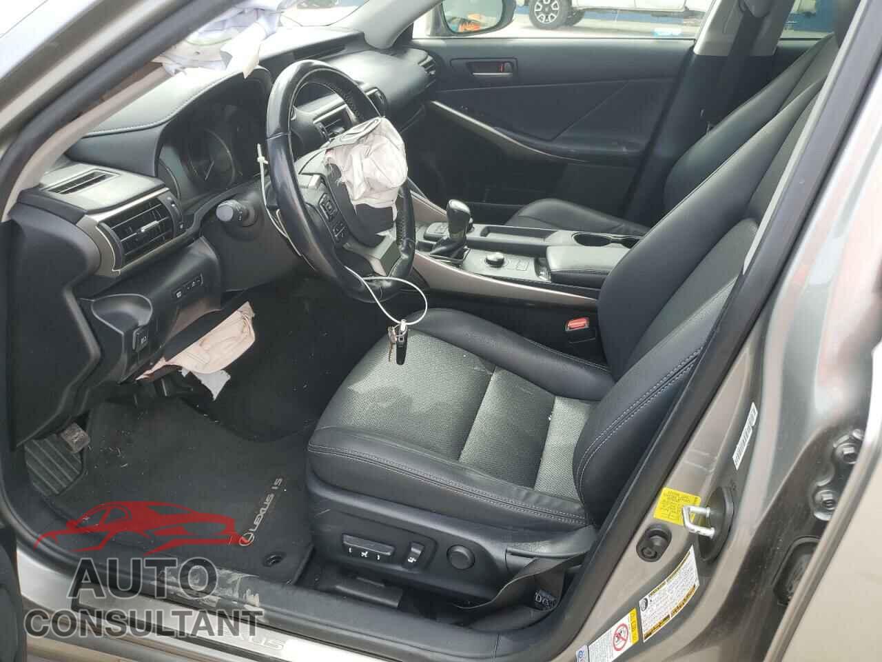 LEXUS IS 2017 - JTHCM1D24H5022471