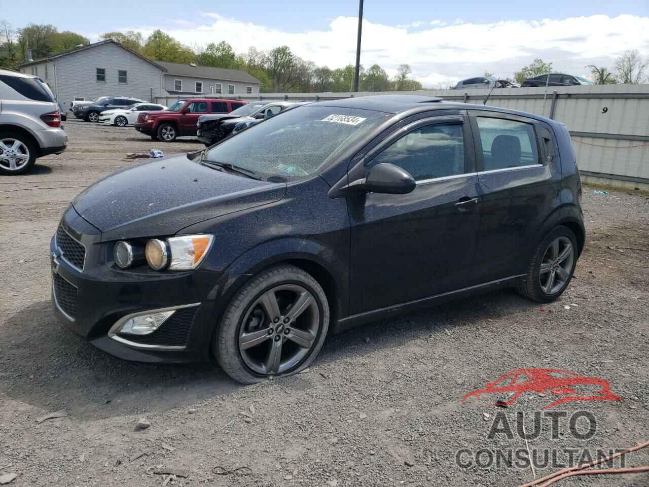 CHEVROLET SONIC 2013 - 1G1JH6SB0D4193126
