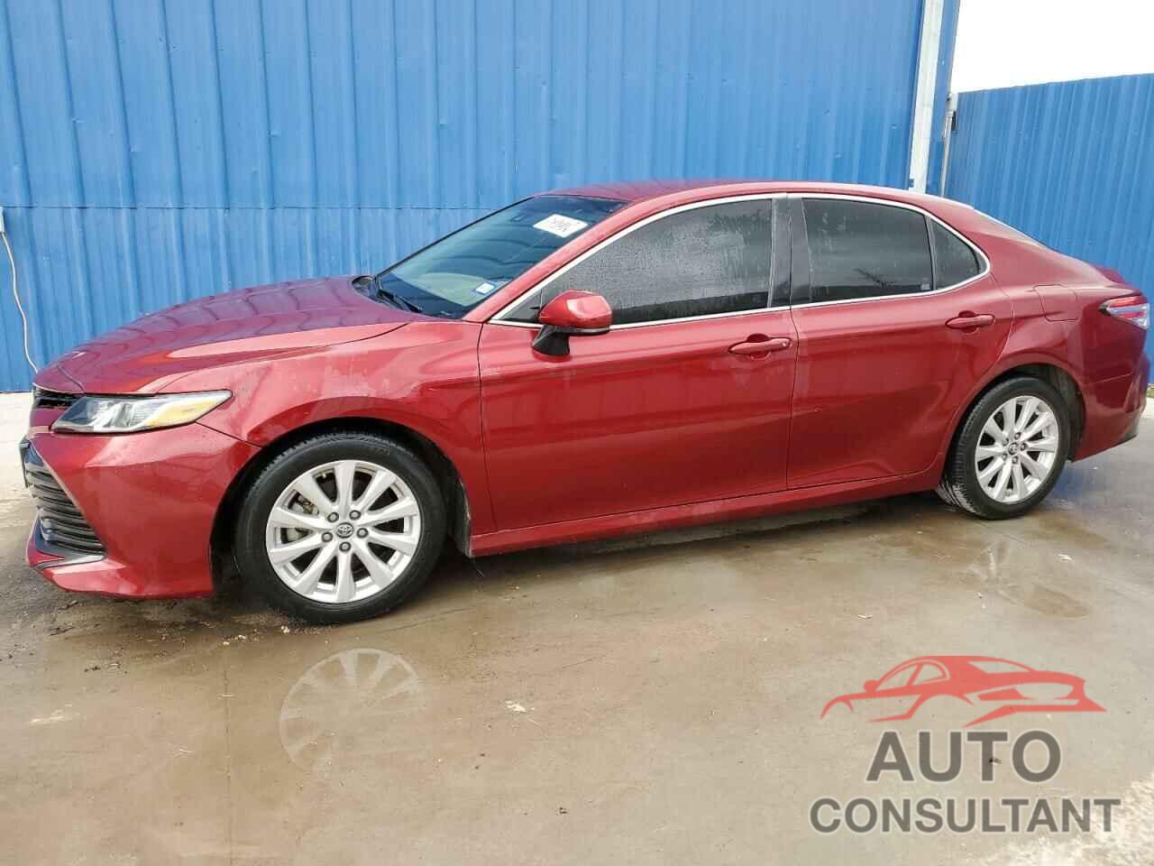 TOYOTA CAMRY 2018 - 4T1B11HK5JU515809