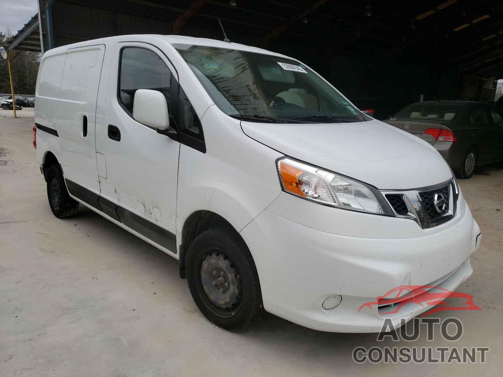 NISSAN NV 2017 - 3N6CM0KN1HK710133