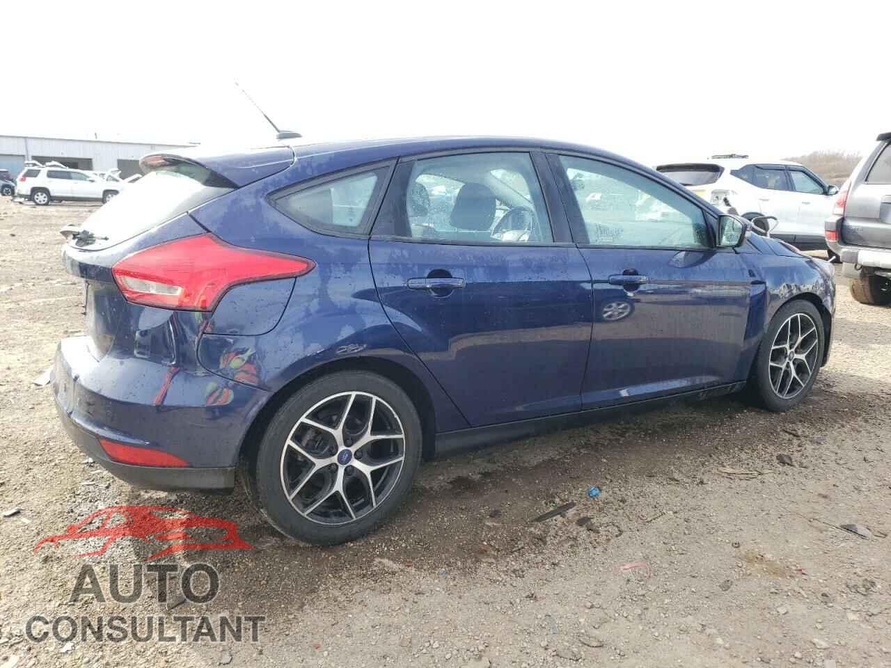 FORD FOCUS 2017 - 1FADP3M27HL316182