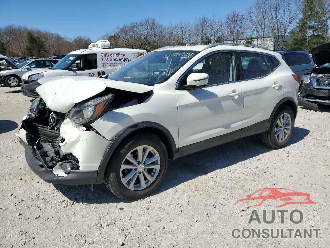 NISSAN ROGUE 2018 - JN1BJ1CR0JW285080