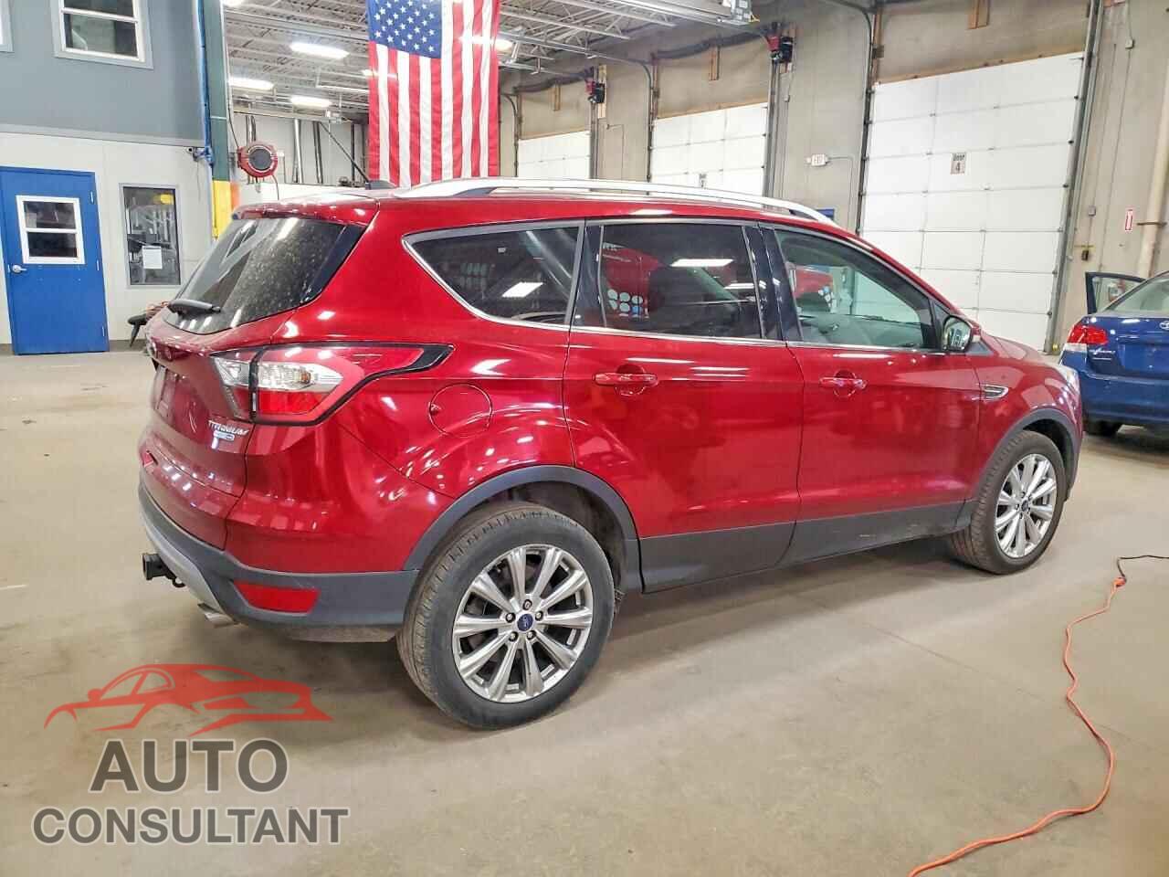 FORD ESCAPE 2017 - 1FMCU9J90HUB72399