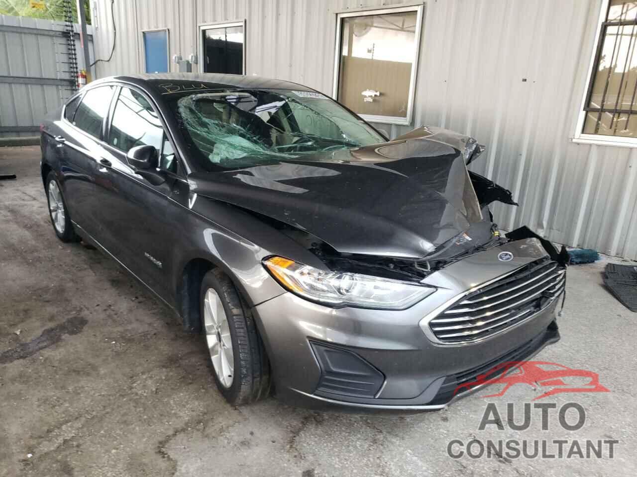 FORD FUSION 2019 - 3FA6P0LU7KR188626