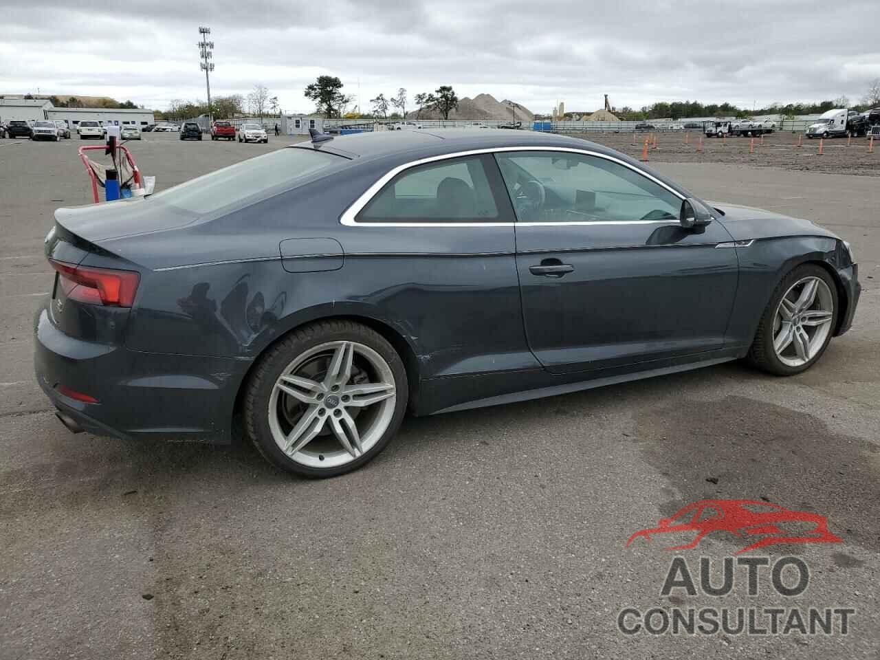 AUDI A5 2018 - WAUTNAF57JA064665