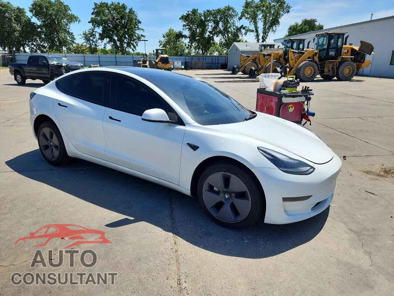 TESLA MODEL 3 2023 - 5YJ3E1EA3PF490547