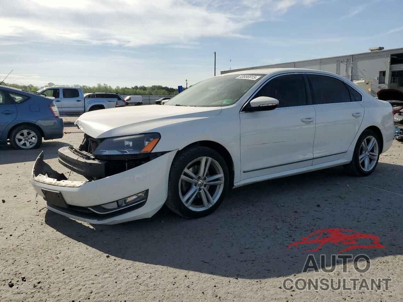 VOLKSWAGEN PASSAT 2012 - 1VWCM7A33CC059434