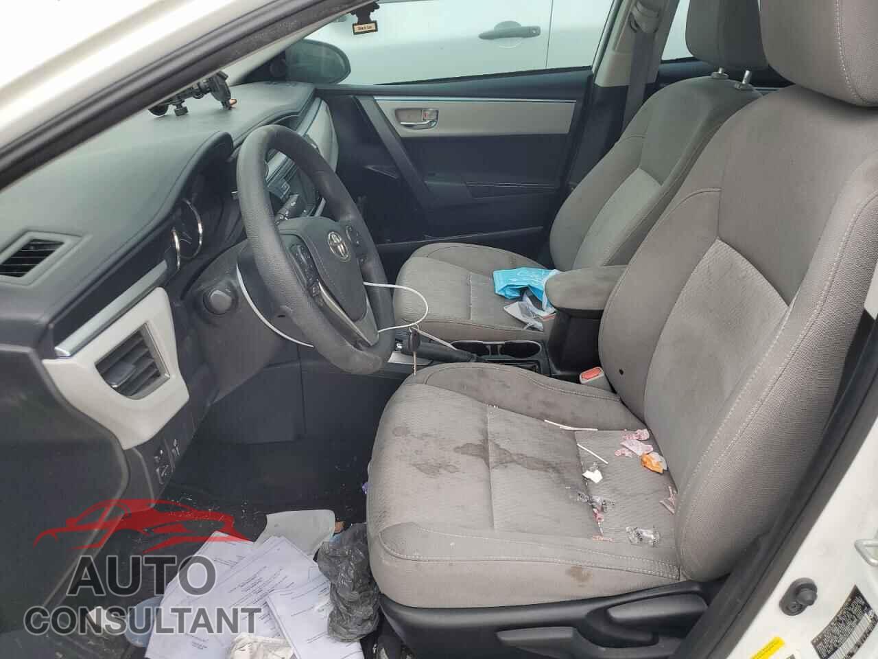 TOYOTA COROLLA 2015 - 5YFBURHE2FP194286