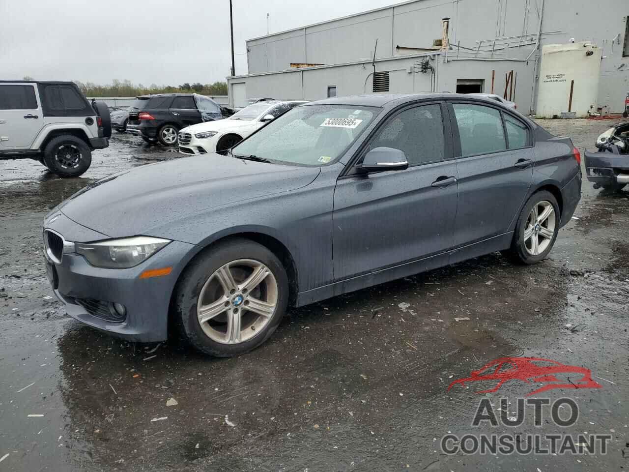 BMW 3 SERIES 2013 - WBA3B3C51DF537086