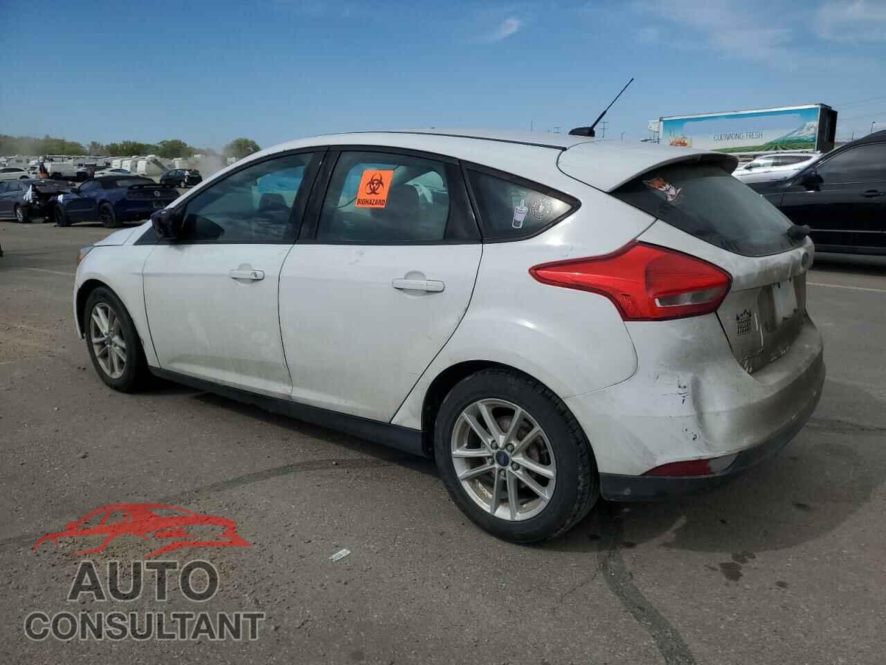 FORD FOCUS 2016 - 1FADP3K28GL372536