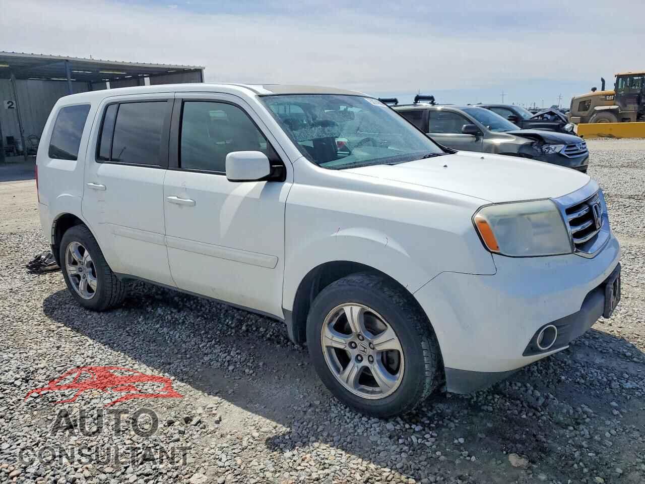 HONDA PILOT 2013 - 5FNYF3H5XDB043240