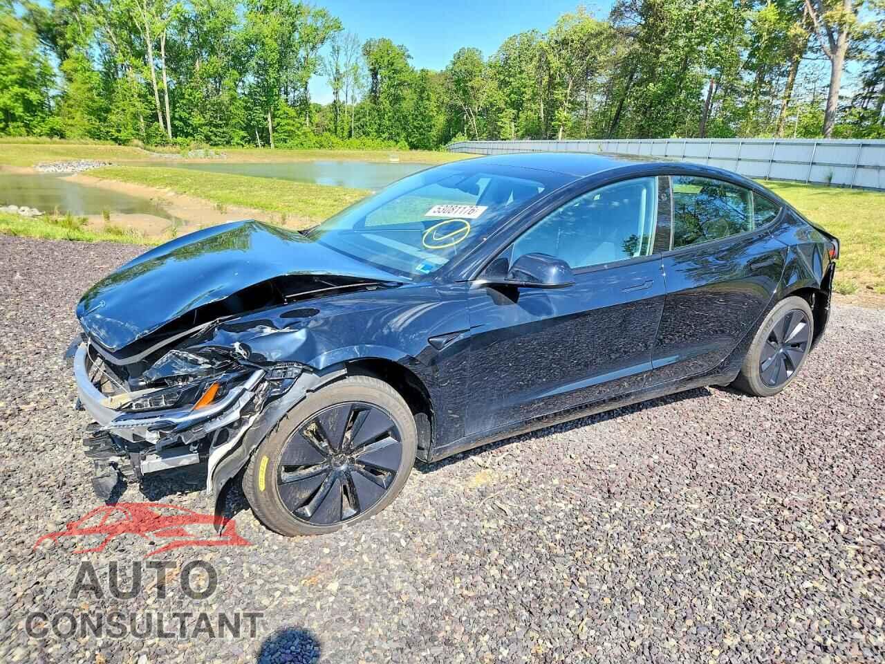 TESLA MODEL 3 2024 - 5YJ3E1EB3RF792822
