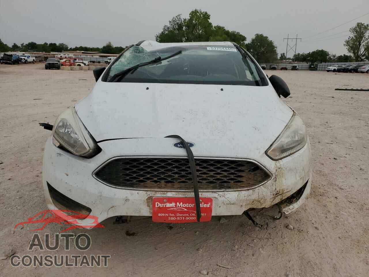 FORD FOCUS 2017 - 1FADP3E24HL313545