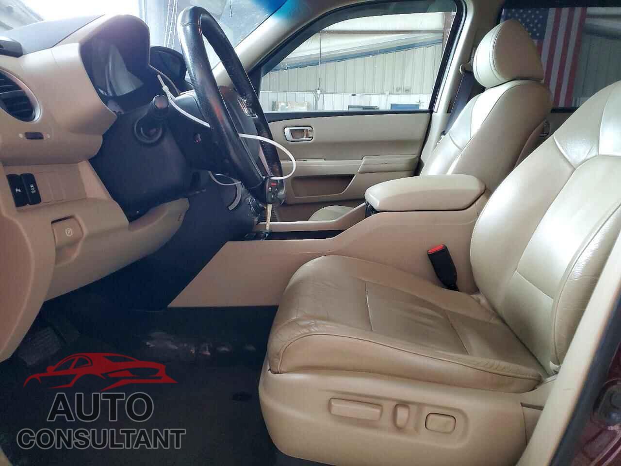 HONDA PILOT 2015 - 5FNYF4H9XFB072877