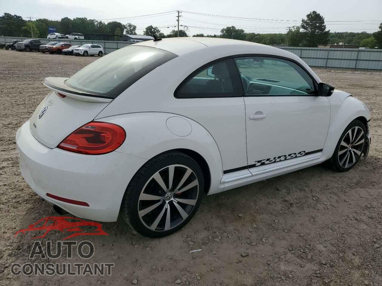 VOLKSWAGEN BEETLE 2012 - 3VWVA7AT8CM602888