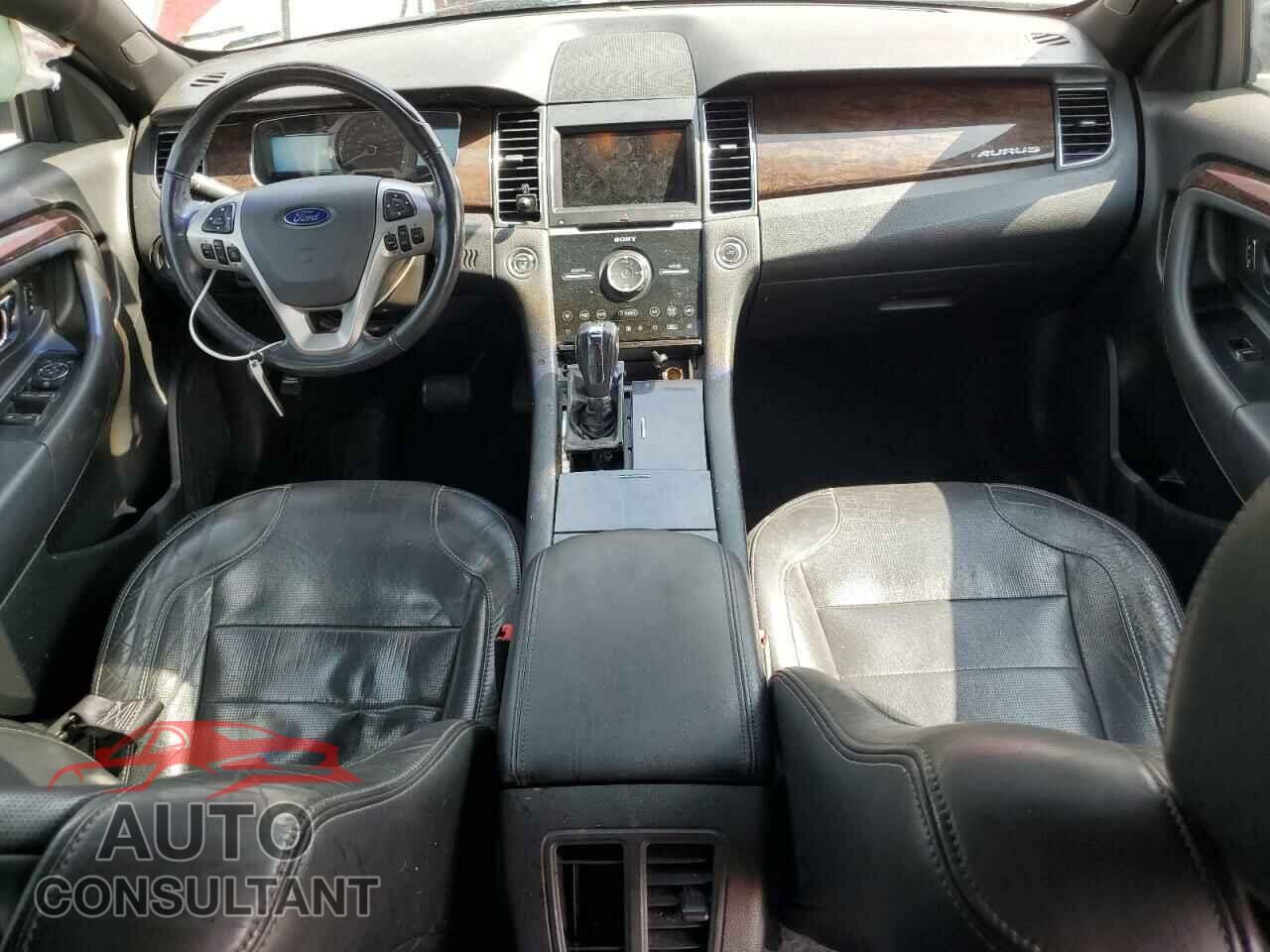 FORD TAURUS 2013 - 1FAHP2F82DG100692