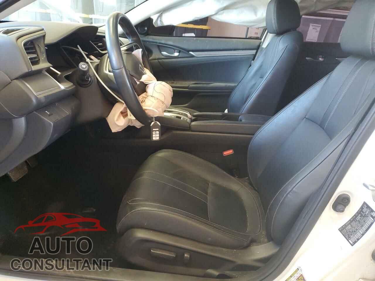 HONDA CIVIC 2018 - JHMFC1F77JX041311
