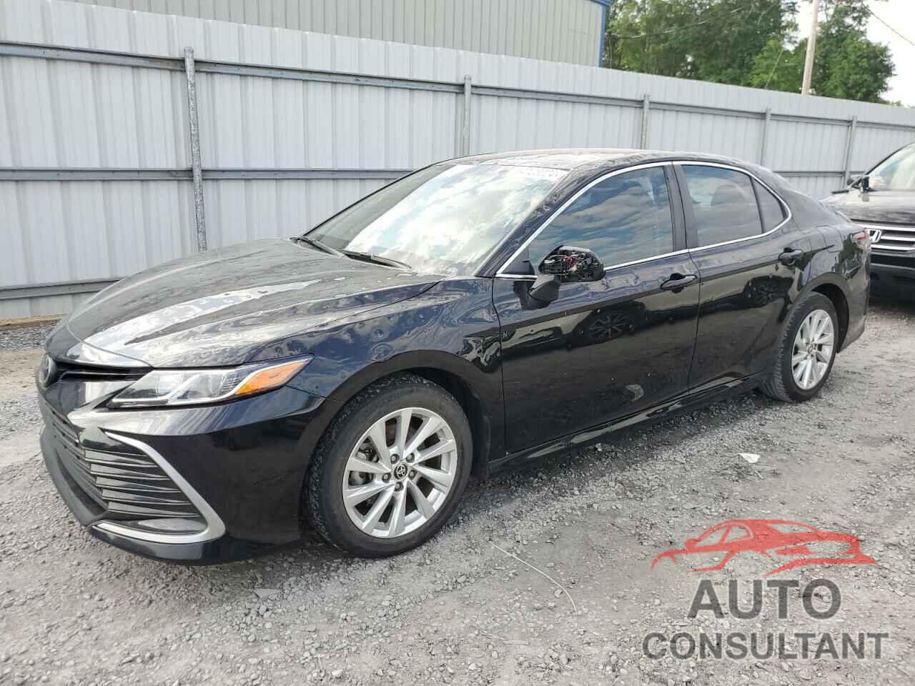 TOYOTA CAMRY 2021 - 4T1C11AK5MU529583