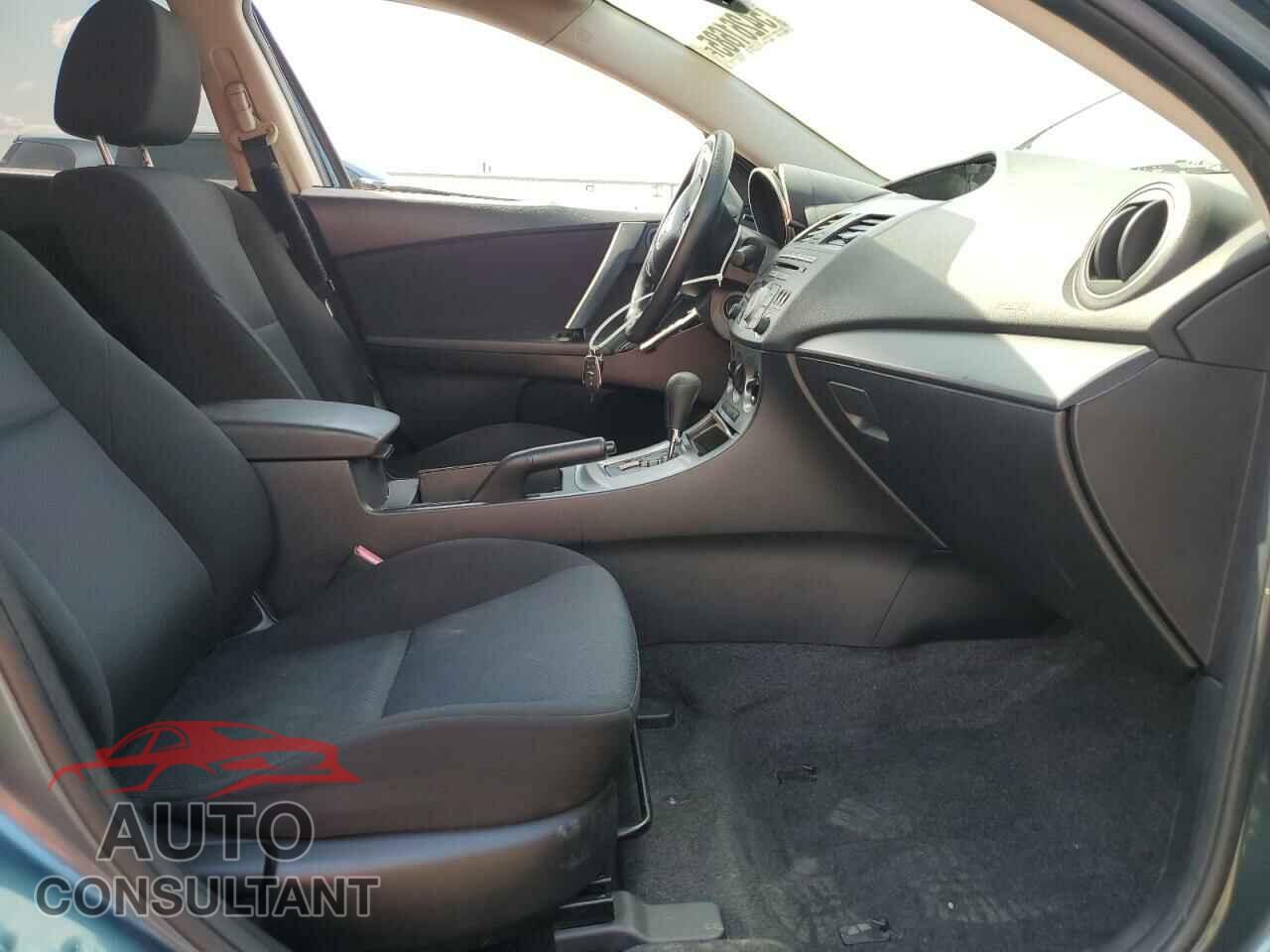 MAZDA 3 2011 - JM1BL1UG1B1372165