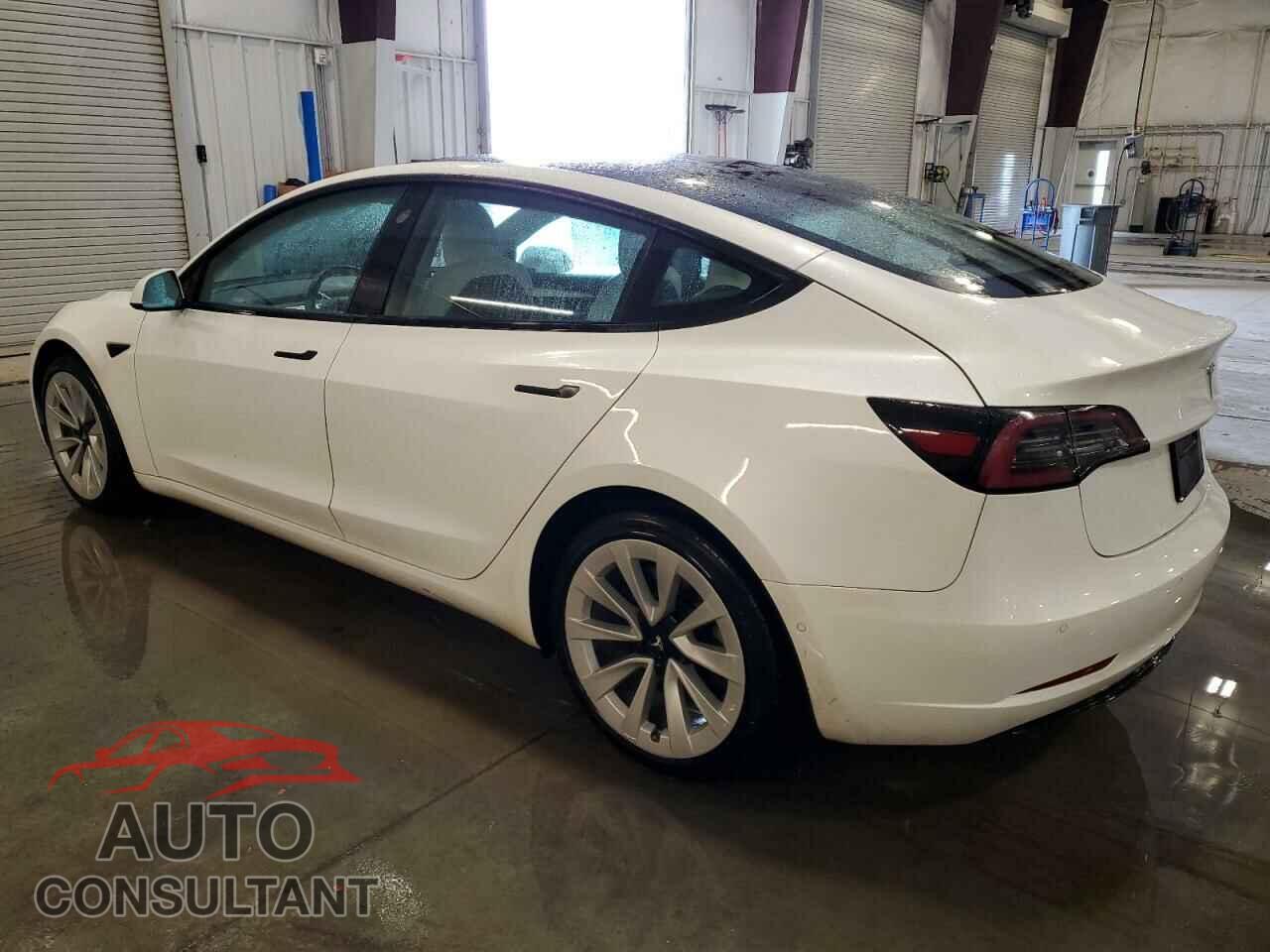 TESLA MODEL 3 2021 - 5YJ3E1EB9MF046898