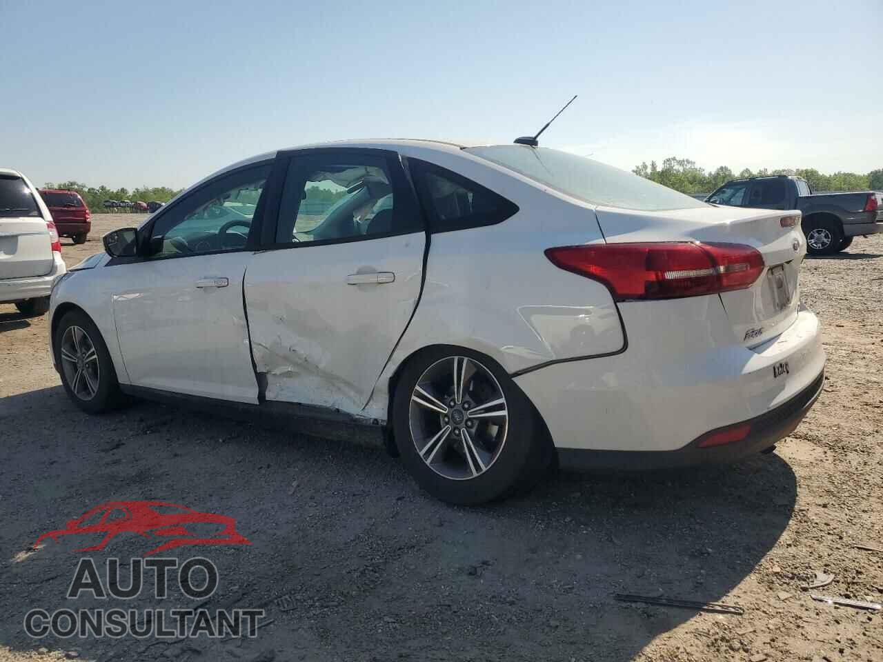 FORD FOCUS 2018 - 1FADP3FE0JL256985