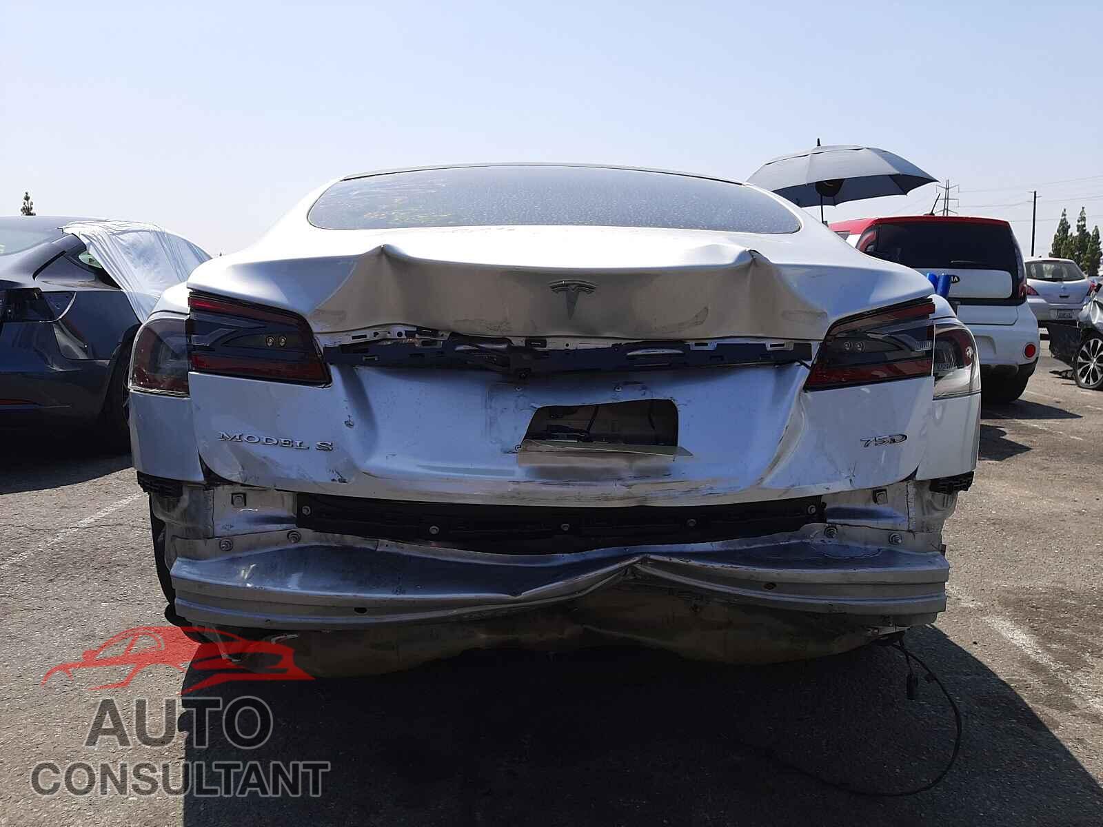 TESLA MODEL S 2018 - 5YJSA1E21JF235953