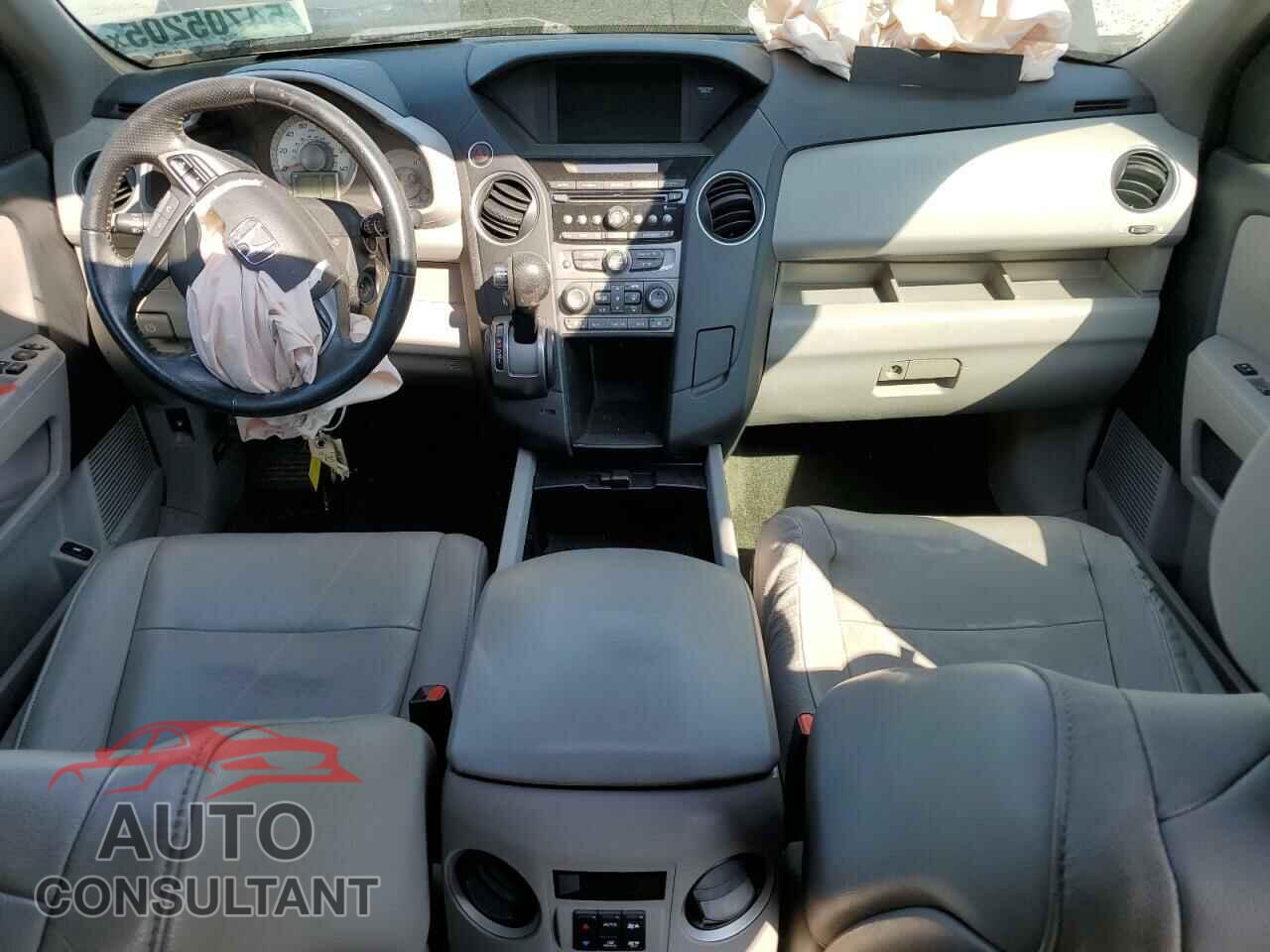 HONDA PILOT 2015 - 5FNYF3H53FB018585