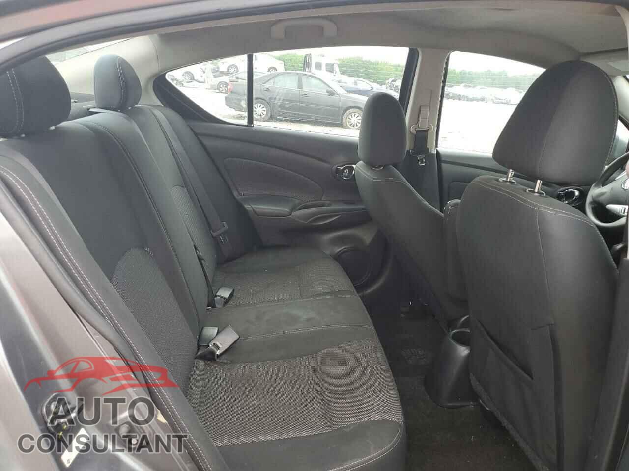 NISSAN VERSA 2019 - 3N1CN7AP3KL815515