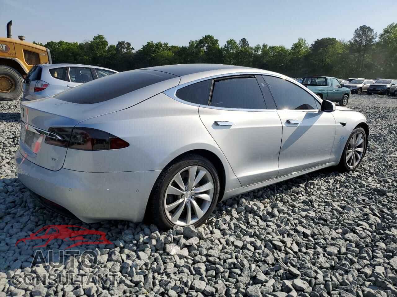 TESLA MODEL S 2017 - 5YJSA1E15HF203248