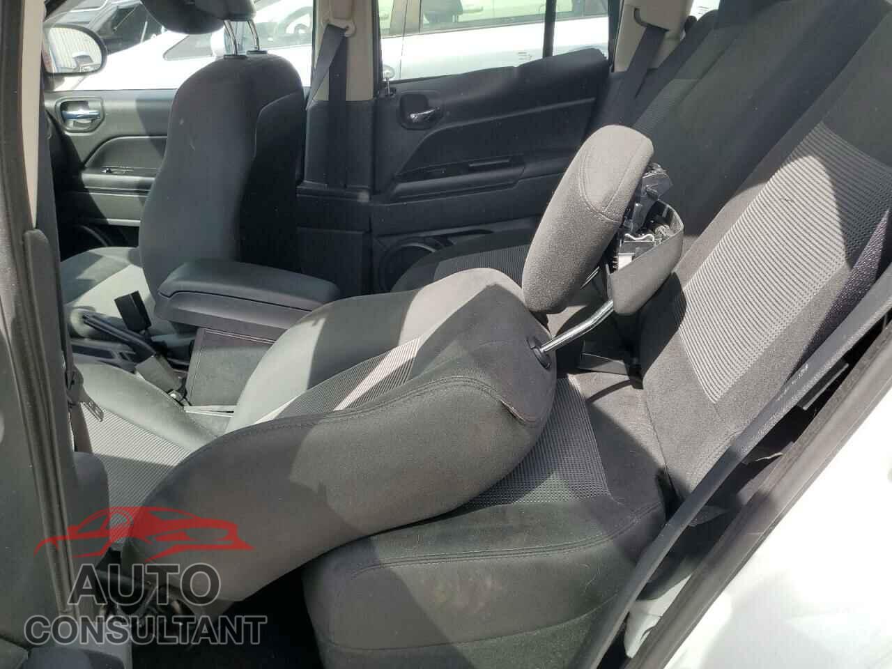 JEEP COMPASS 2016 - 1C4NJDBB8GD639738