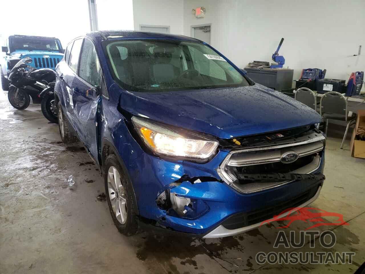 FORD ESCAPE 2017 - 1FMCU0G99HUB04685