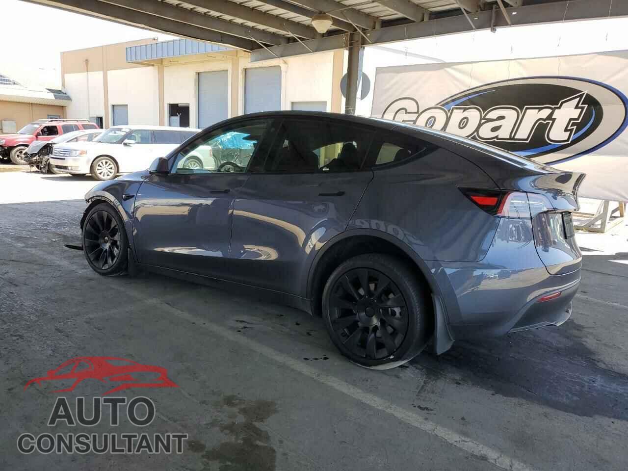 TESLA MODEL Y 2023 - 7SAYGDEE7PF620272
